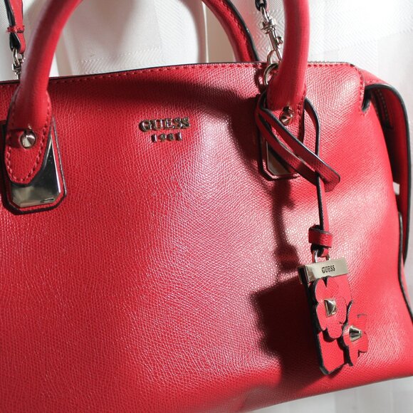 Guess "Liya" Red Faux Saffiano Satchel, Shoulder Bag, Crossbody - Picture 3 of 16